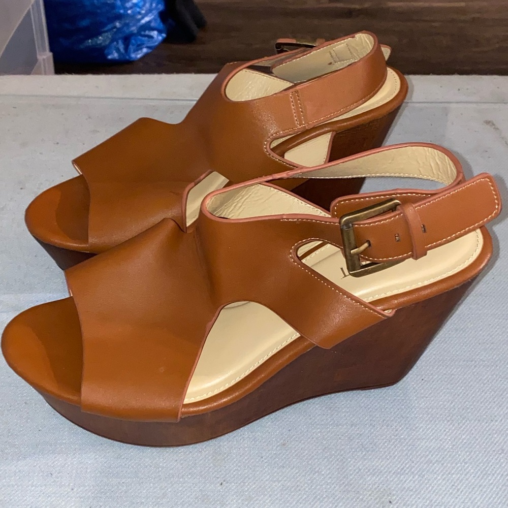Women’s wedges, NWT